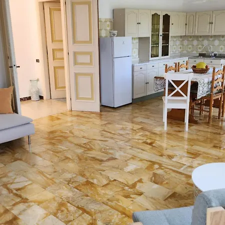 La Casa Degli Ulivi 別荘